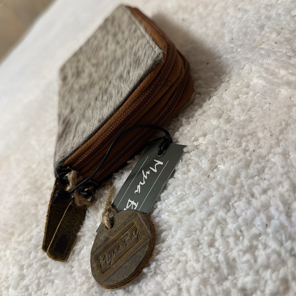 Myra bag wallet